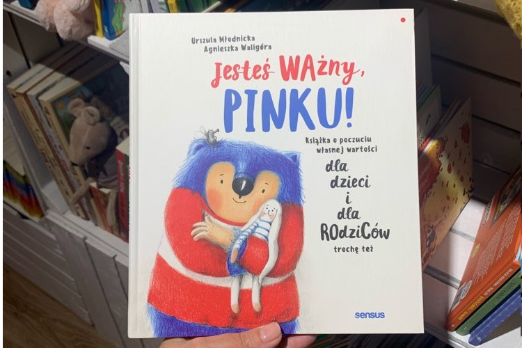Książka "Odwagi, Pinku!" wydawnictwo Sensus